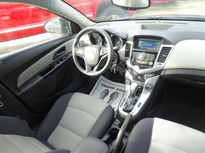 2014 Chevrolet Cruze LS Auto   - Photo 13 - Cincinnati, OH 45255