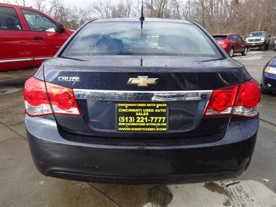 2014 Chevrolet Cruze LS Auto   - Photo 7 - Cincinnati, OH 45255
