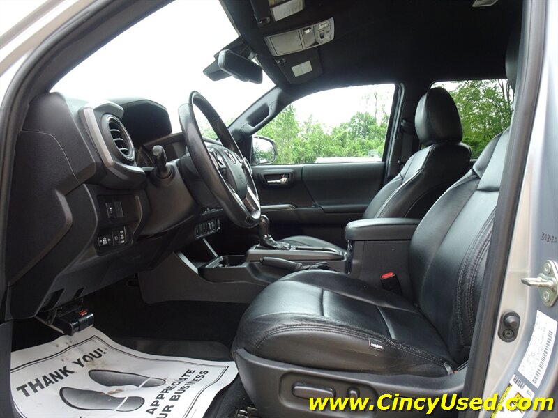 2020 Toyota Tacoma TRD Sport - Photo 11 - Cincinnati, OH 45255