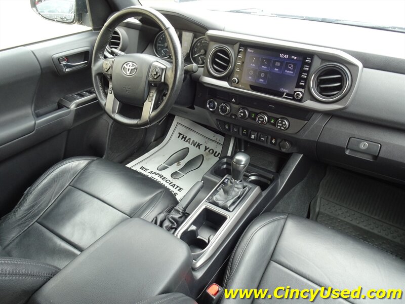 2020 Toyota Tacoma TRD Sport - Photo 16 - Cincinnati, OH 45255