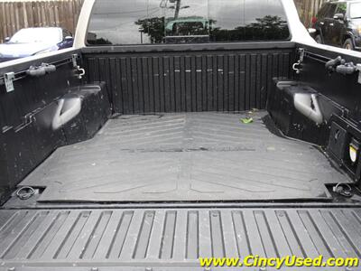 2020 Toyota Tacoma TRD Sport - Photo 37 - Cincinnati, OH 45255