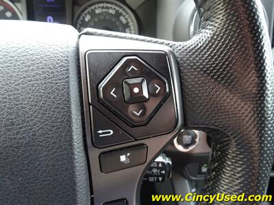2020 Toyota Tacoma TRD Sport - Photo 25 - Cincinnati, OH 45255