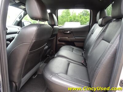 2020 Toyota Tacoma TRD Sport - Photo 14 - Cincinnati, OH 45255