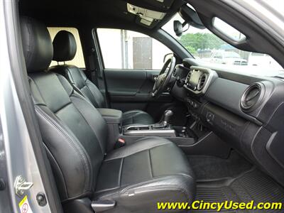 2020 Toyota Tacoma TRD Sport - Photo 17 - Cincinnati, OH 45255
