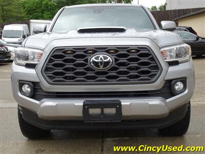 2020 Toyota Tacoma TRD Sport - Photo 2 - Cincinnati, OH 45255