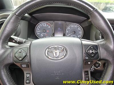 2020 Toyota Tacoma TRD Sport - Photo 23 - Cincinnati, OH 45255