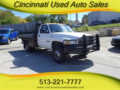 2001 Dodge Ram 3500  Flatbed - Photo 1 - Cincinnati, OH 45255