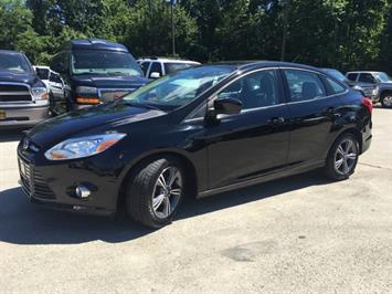 2012 Ford Focus SE   - Photo 10 - Cincinnati, OH 45255