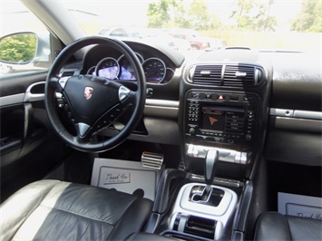 2004 Porsche Cayenne S   - Photo 7 - Cincinnati, OH 45255