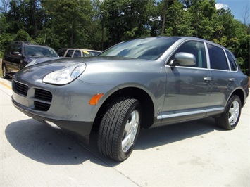 2004 Porsche Cayenne S   - Photo 11 - Cincinnati, OH 45255