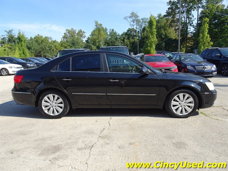 2009 Hyundai Sonata SE V6 - Photo 5 - Cincinnati, OH 45255