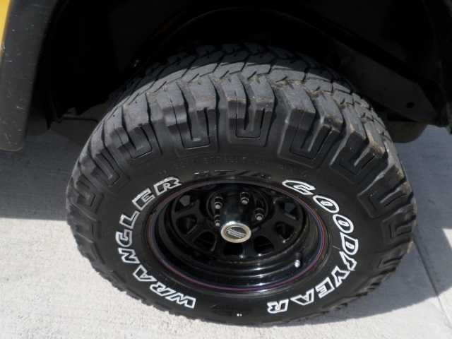 2001 Jeep Wrangler Sport   - Photo 28 - Cincinnati, OH 45255