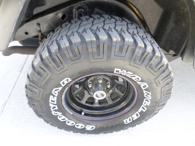 2001 Jeep Wrangler Sport   - Photo 27 - Cincinnati, OH 45255