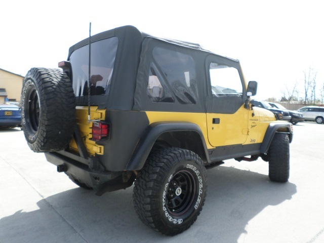 2001 Jeep Wrangler Sport   - Photo 13 - Cincinnati, OH 45255