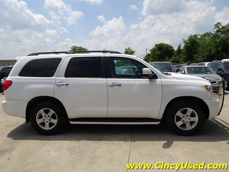 2008 Toyota Sequoia Limited   - Photo 5 - Cincinnati, OH 45255