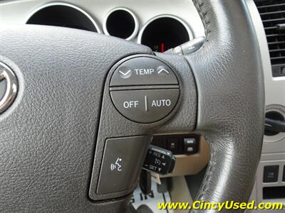 2008 Toyota Sequoia Limited   - Photo 22 - Cincinnati, OH 45255