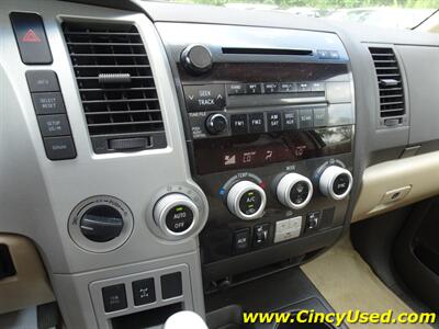 2008 Toyota Sequoia Limited   - Photo 19 - Cincinnati, OH 45255