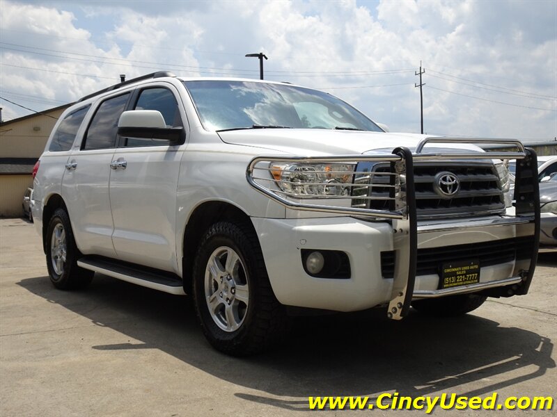 2008 Toyota Sequoia Limited   - Photo 4 - Cincinnati, OH 45255