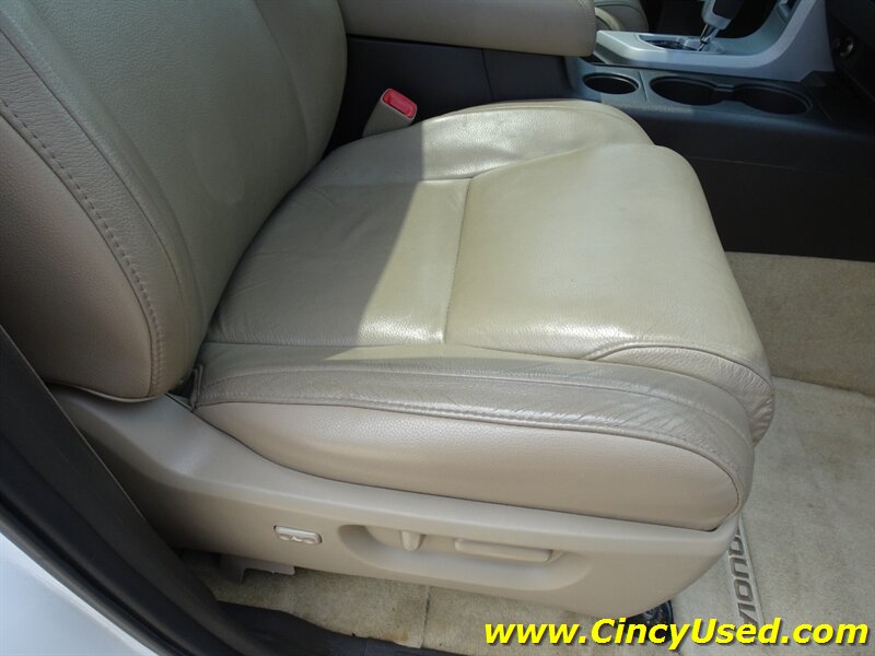 2008 Toyota Sequoia Limited   - Photo 32 - Cincinnati, OH 45255