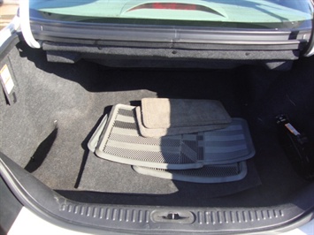 2002 Lincoln Continental   - Photo 30 - Cincinnati, OH 45255