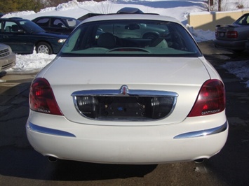 2002 Lincoln Continental   - Photo 5 - Cincinnati, OH 45255