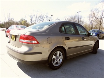 2004 Saab 9-3 Linear   - Photo 13 - Cincinnati, OH 45255