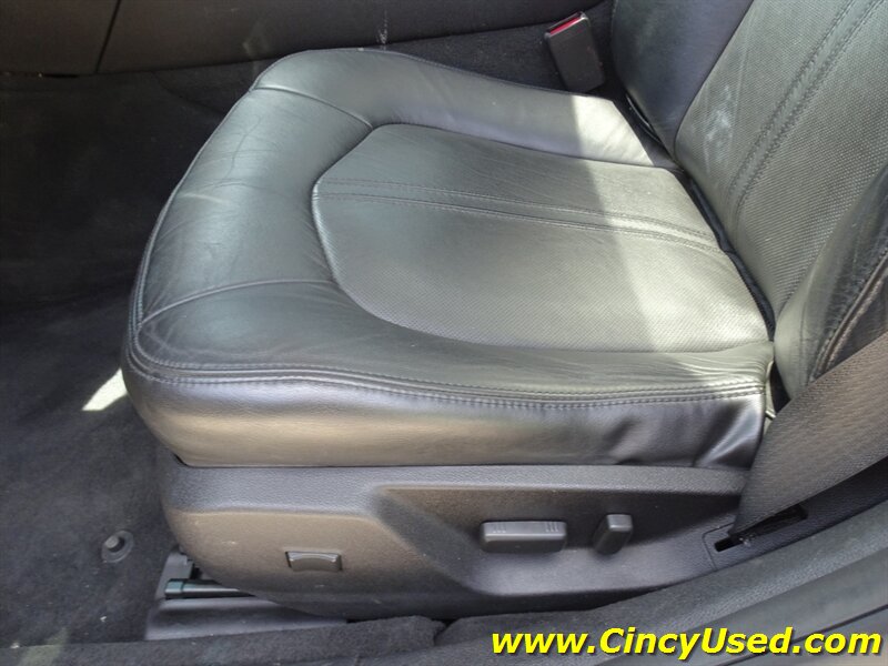 2008 Cadillac CTS 3.6L DI - Photo 25 - Cincinnati, OH 45255
