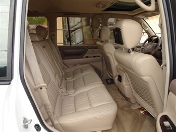 2002 Toyota Land Cruiser   - Photo 14 - Cincinnati, OH 45255