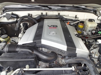 2002 Toyota Land Cruiser   - Photo 30 - Cincinnati, OH 45255