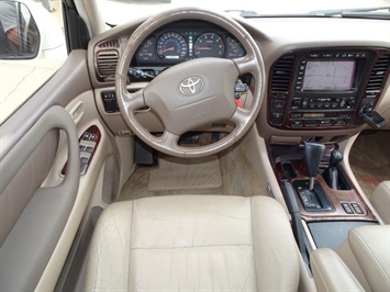 2002 Toyota Land Cruiser   - Photo 6 - Cincinnati, OH 45255