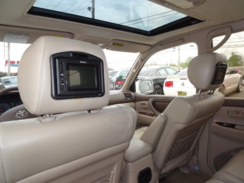 2002 Toyota Land Cruiser   - Photo 16 - Cincinnati, OH 45255