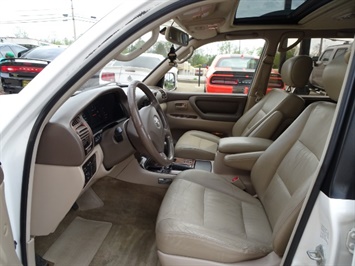 2002 Toyota Land Cruiser   - Photo 7 - Cincinnati, OH 45255