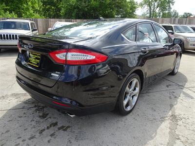 2015 Ford Fusion SE  Ecoboost 1.5L Turbo I4 FWD - Photo 6 - Cincinnati, OH 45255