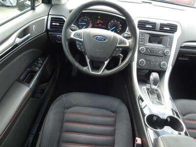 2015 Ford Fusion SE  Ecoboost 1.5L Turbo I4 FWD - Photo 9 - Cincinnati, OH 45255