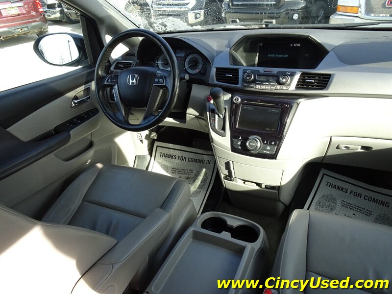 2015 Honda Odyssey EX-L photo 21