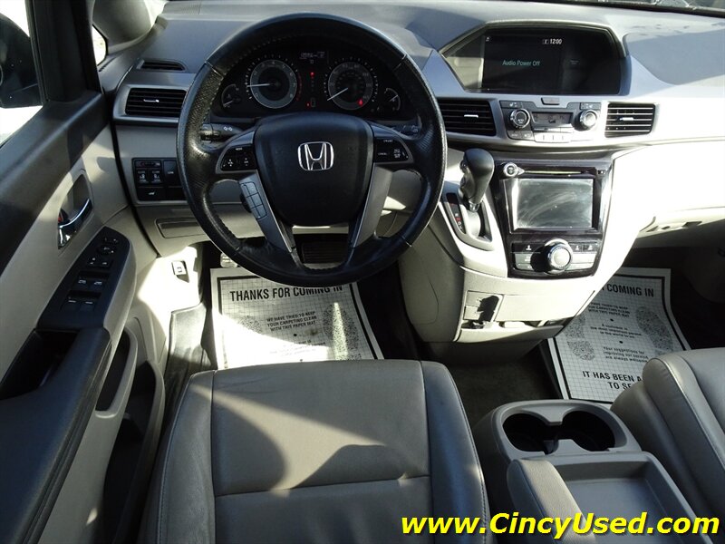 2015 Honda Odyssey EX-L photo 18