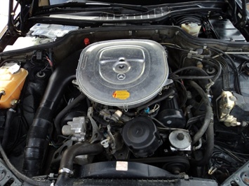 1990 MERCEDES BENZ 420SEL   - Photo 29 - Cincinnati, OH 45255