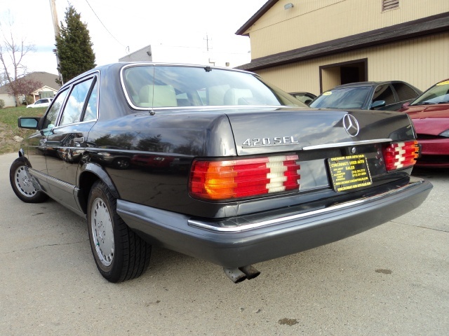1990 MERCEDES BENZ 420SEL   - Photo 13 - Cincinnati, OH 45255