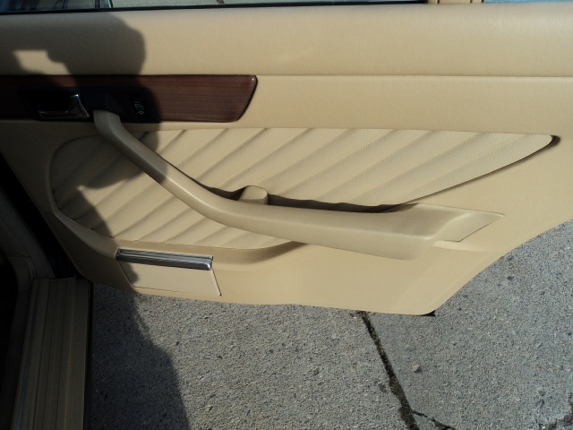 1990 MERCEDES BENZ 420SEL   - Photo 24 - Cincinnati, OH 45255