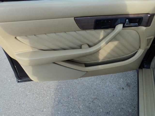 1990 MERCEDES BENZ 420SEL   - Photo 23 - Cincinnati, OH 45255