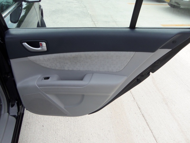 2007 Hyundai Sonata GLS   - Photo 24 - Cincinnati, OH 45255