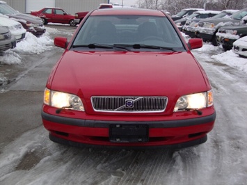 2000 Volvo S40   - Photo 2 - Cincinnati, OH 45255