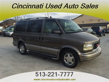 2002 GMC Safari SLT   - Photo 1 - Cincinnati, OH 45255