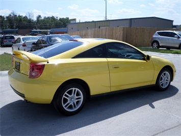 2003 Toyota Celica GT   - Photo 6 - Cincinnati, OH 45255