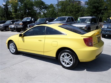 2003 Toyota Celica GT   - Photo 4 - Cincinnati, OH 45255