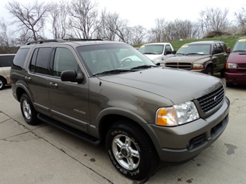 2002 Ford Explorer XLT   - Photo 1 - Cincinnati, OH 45255