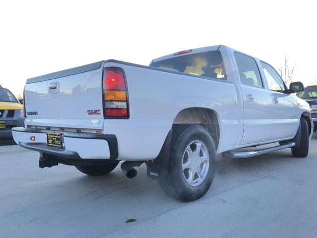 2005 GMC Sierra 1500 Denali - Photo 14 - Cincinnati, OH 45255