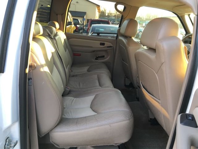 2005 GMC Sierra 1500 Denali - Photo 9 - Cincinnati, OH 45255