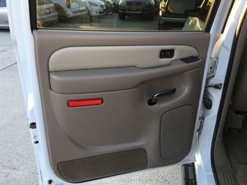 2005 GMC Sierra 1500 Denali - Photo 24 - Cincinnati, OH 45255