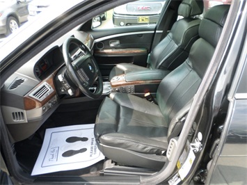 2006 BMW 7 Series 750Li   - Photo 14 - Cincinnati, OH 45255
